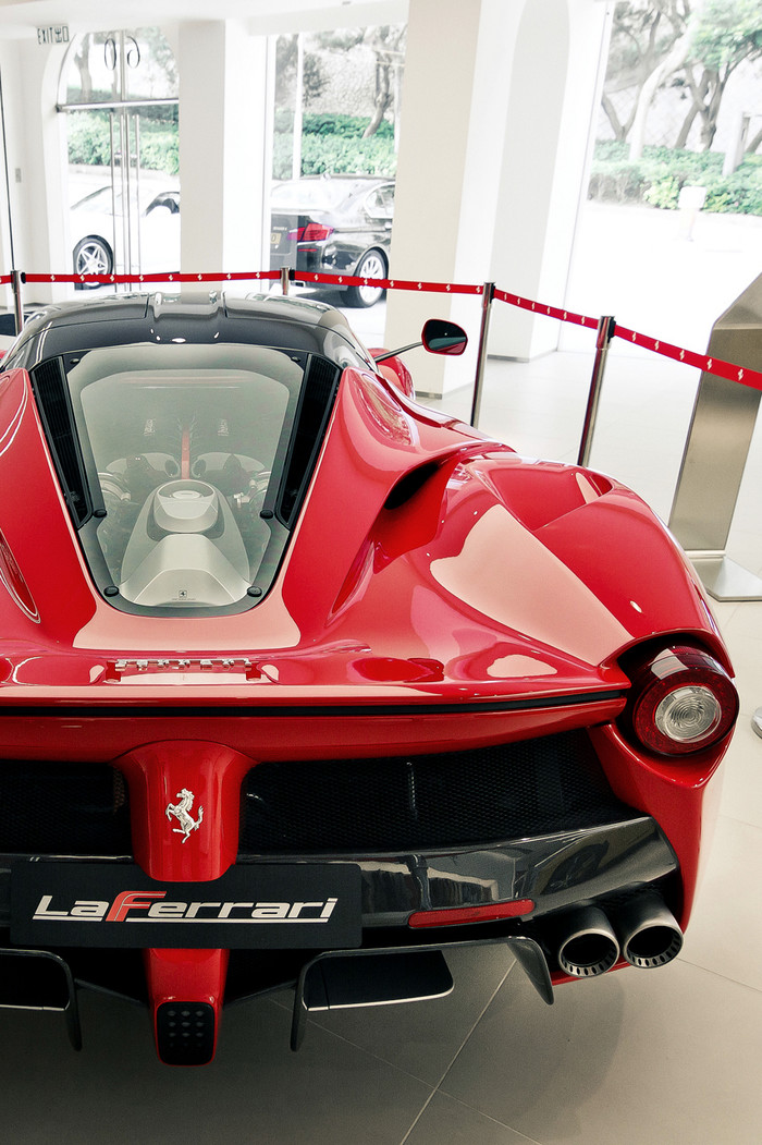 LaFerrari.