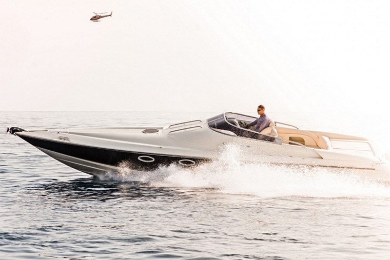 Hunton’s XRS37 powerboat: The Aston Martin of the seas.