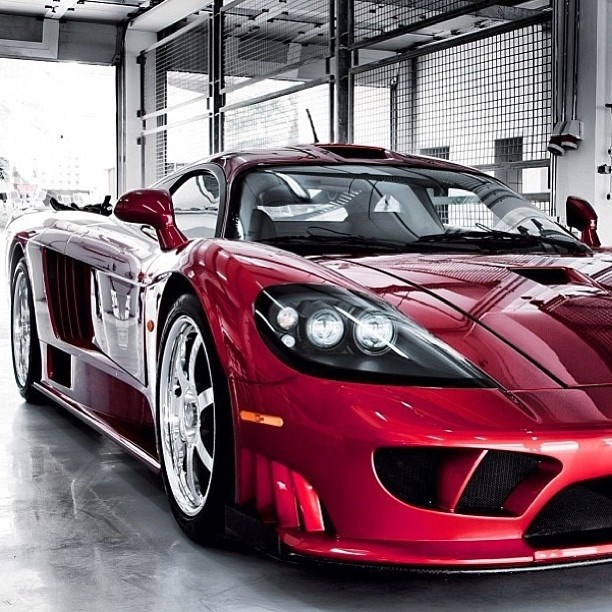 The fantastic Saleen S7.
