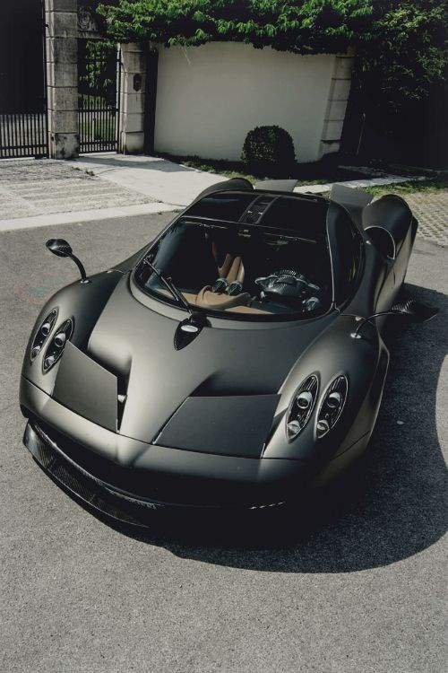 Pagani Huayra.