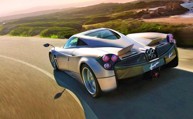 Awesome Pagani Huayra.
