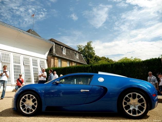 Bugatti Veyron.