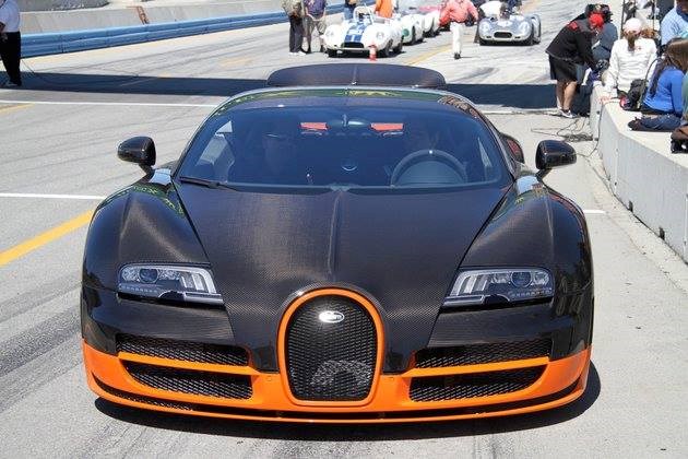 Bugatti Veyron Super Sport.
