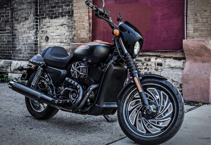 Harley-Davidson Street 500.