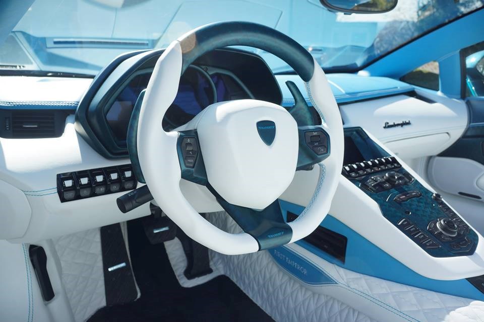 Lamborghini Aventador 1 поколение, родстер - технические характеристики, модельн