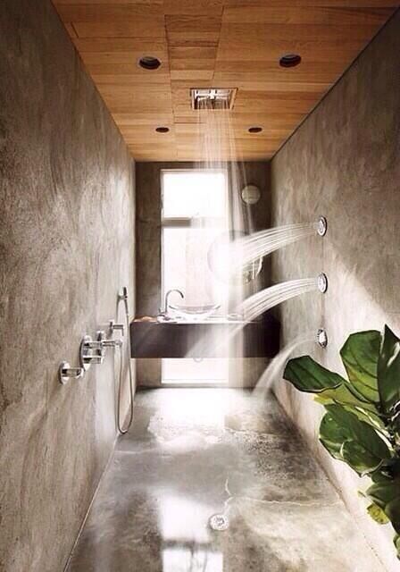 Awesome luxurious shower.