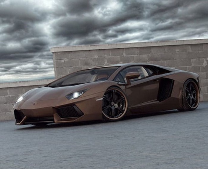 Lamborghini Aventador.
