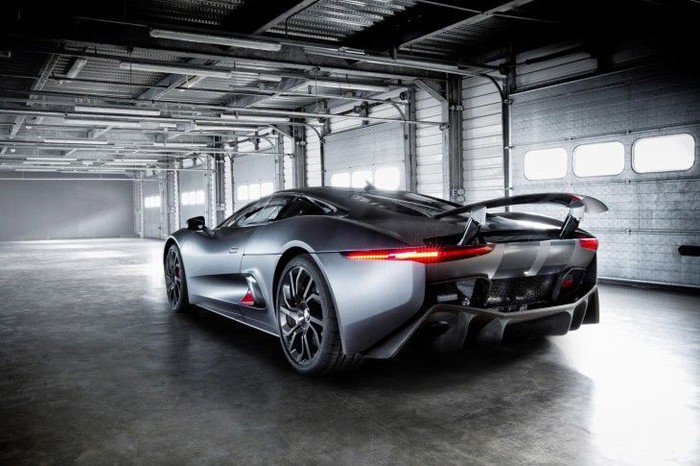 Jaguar C-X75.