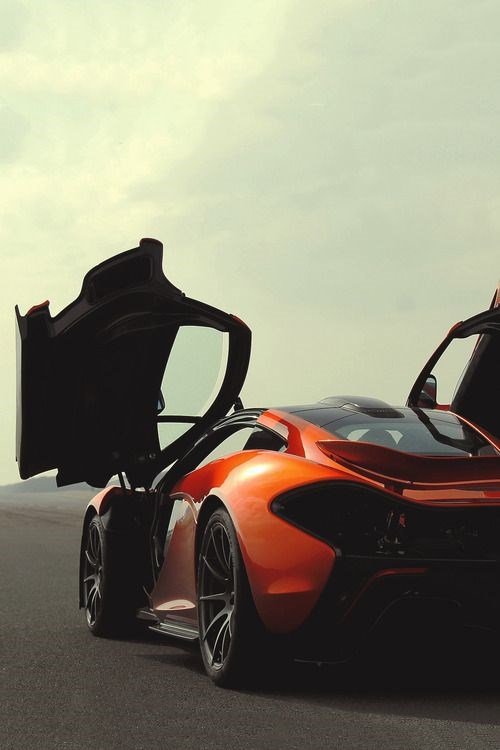 McLaren P1.
