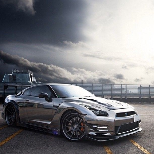 Nissan GTR