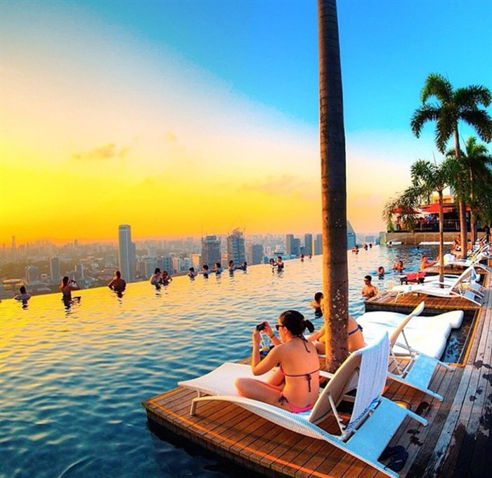 Rooftop pool in Singaapore.