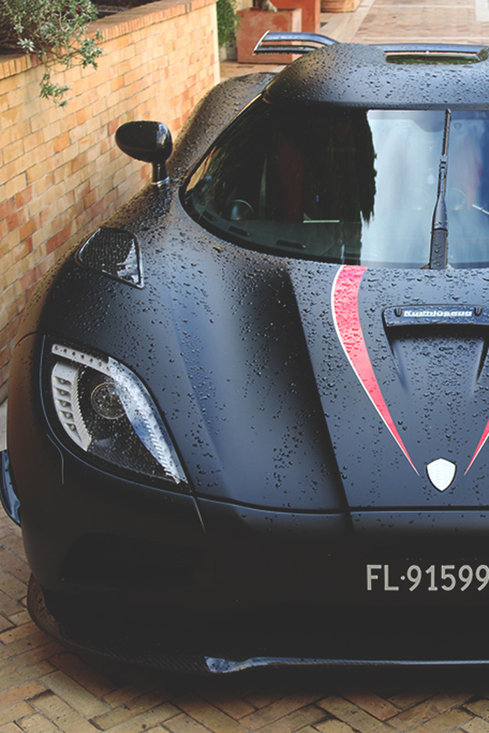 Koenigsegg.