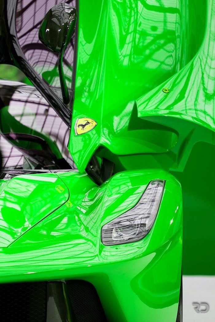 LaFerrari.