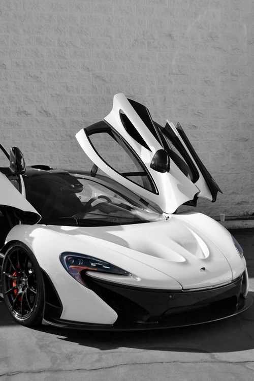 McLaren P1.