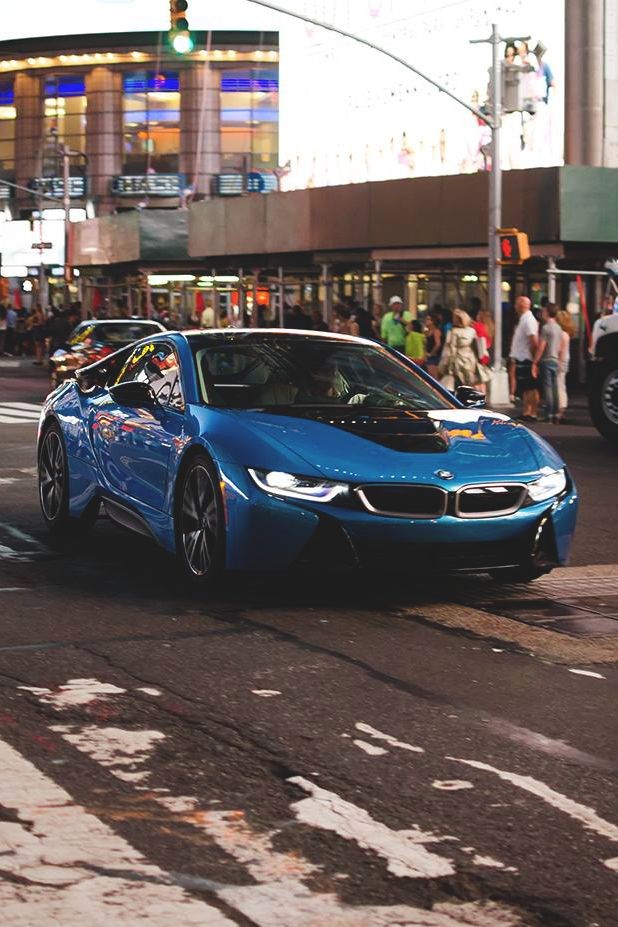 BMW i8.