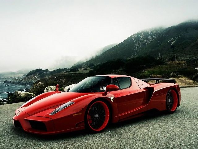 Ferrari Enzo.