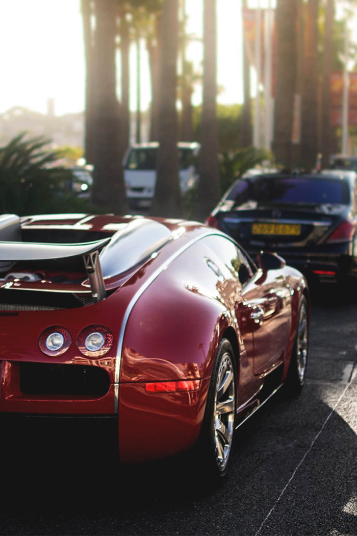 Bugatti Veyron.