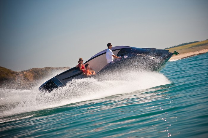 MIG 675 Hydrogen Powered Boat