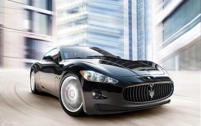 Maserati GranTurismo.