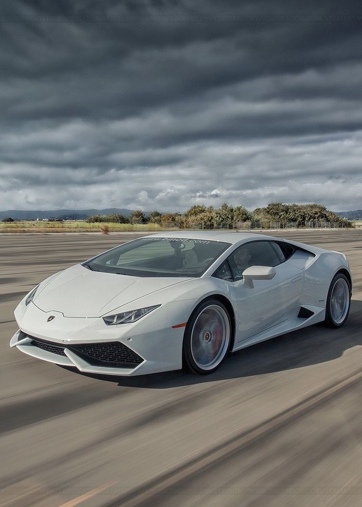 Lamborghini Huracan.