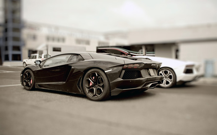 Lamborghini Aventador.