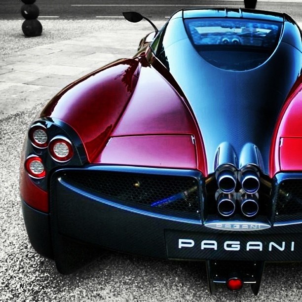 Pagani Huayra