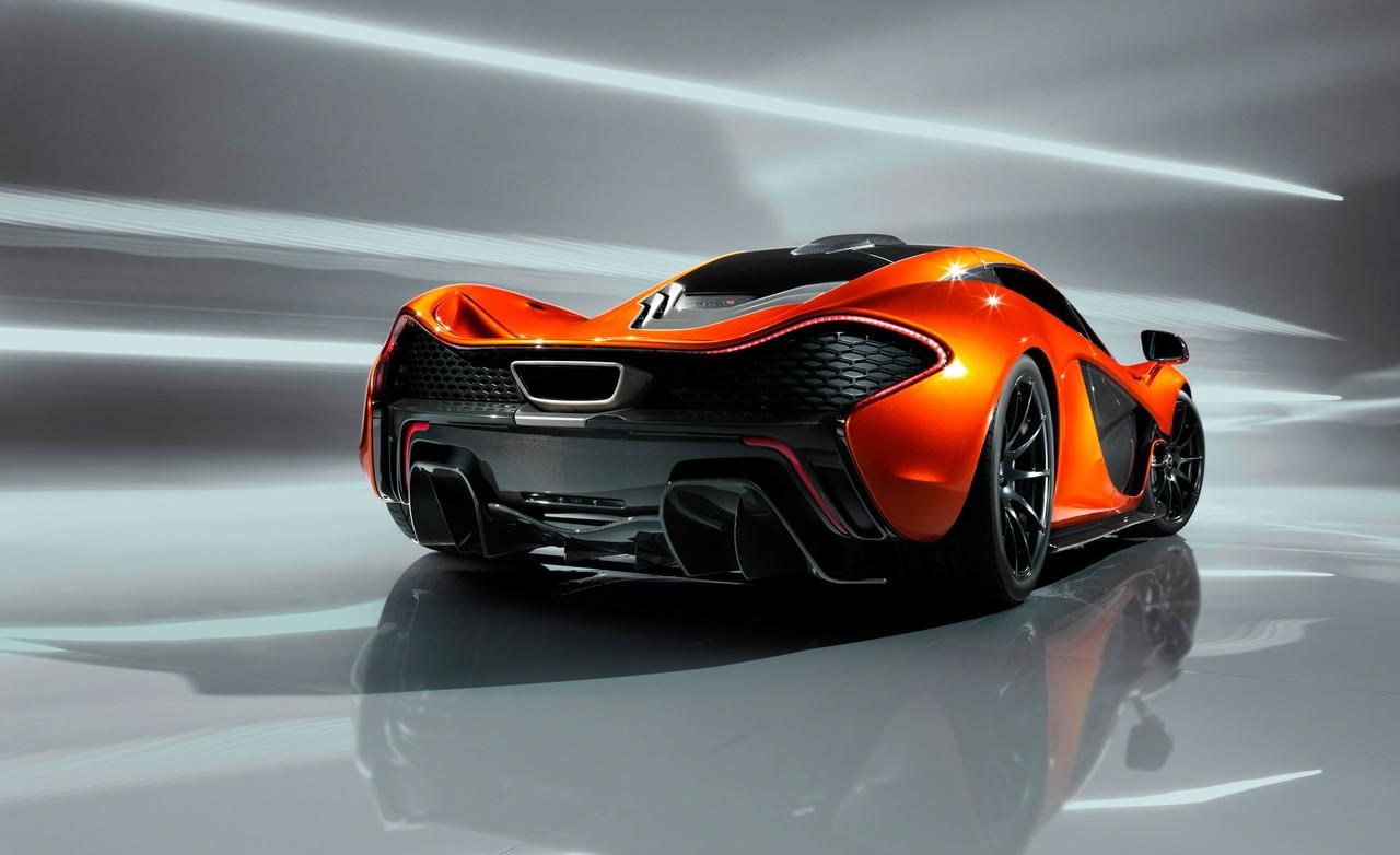 2014 McLaren P1.