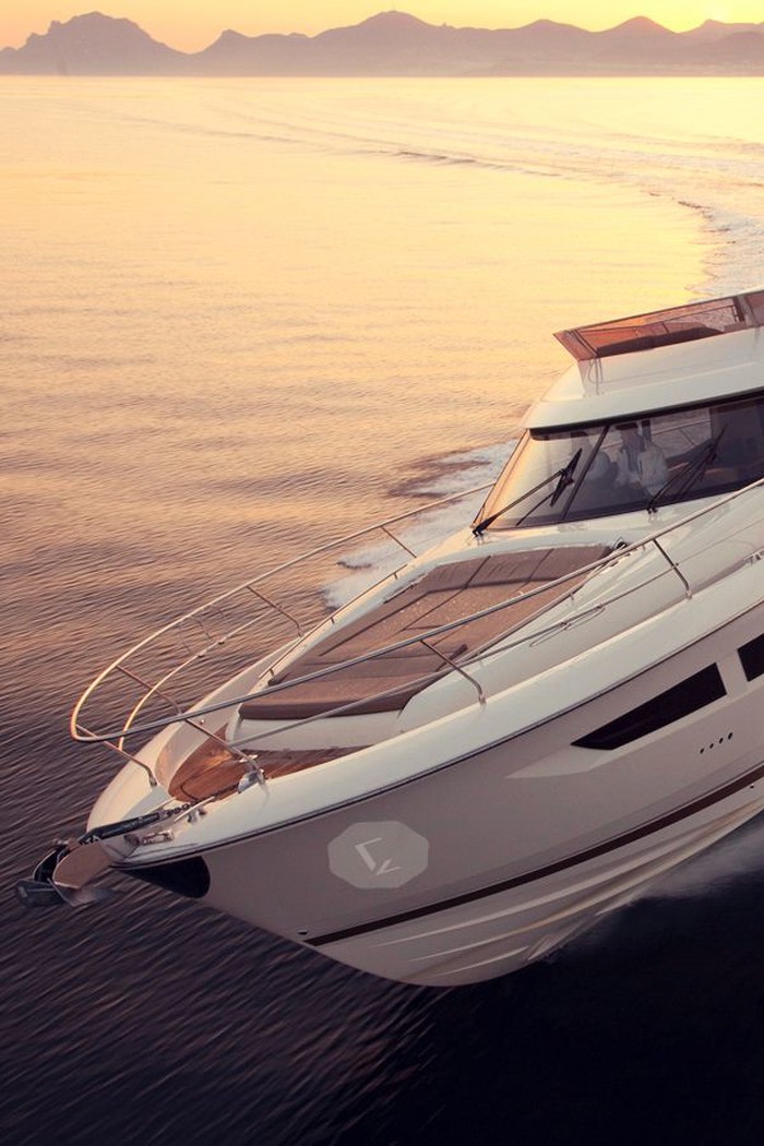 Prestige 550 Fly.