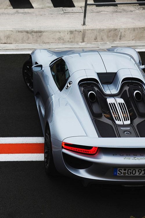 Porsche 918 Spyder.