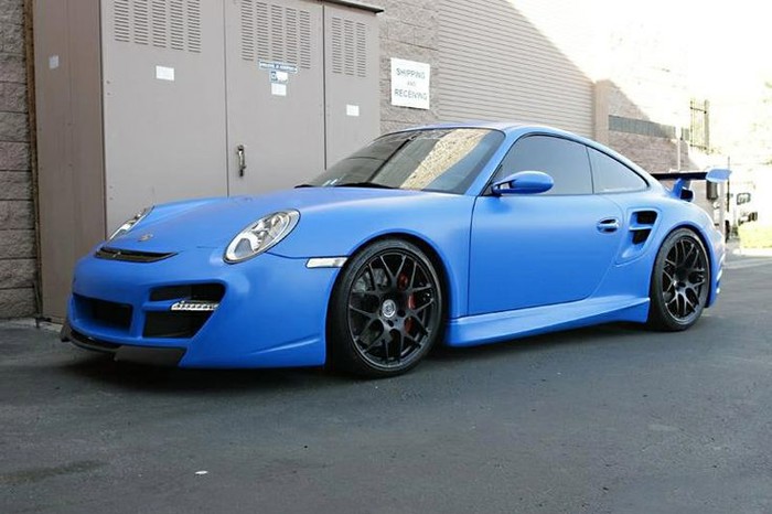 Porsche 911.