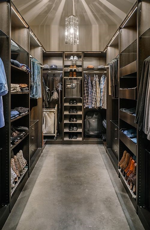 Gentleman's closet.