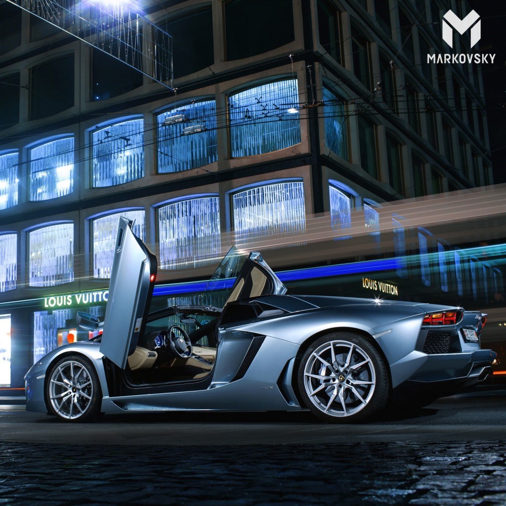 Lamborghini Aventador Roadster