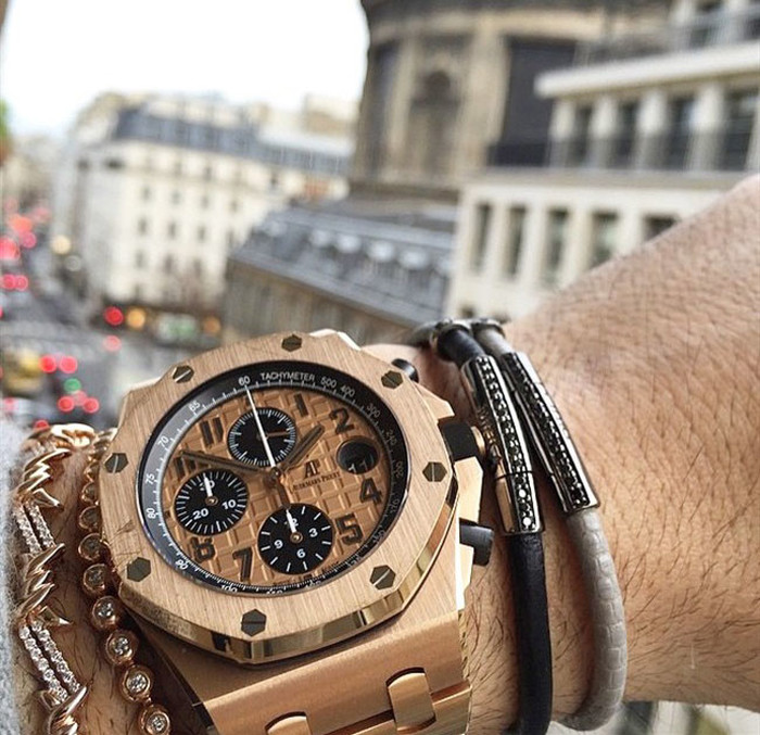 Rosegold Audemars Piguet.
