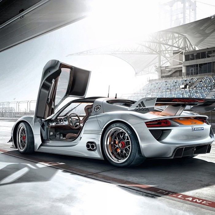 Epic Porsche Shot