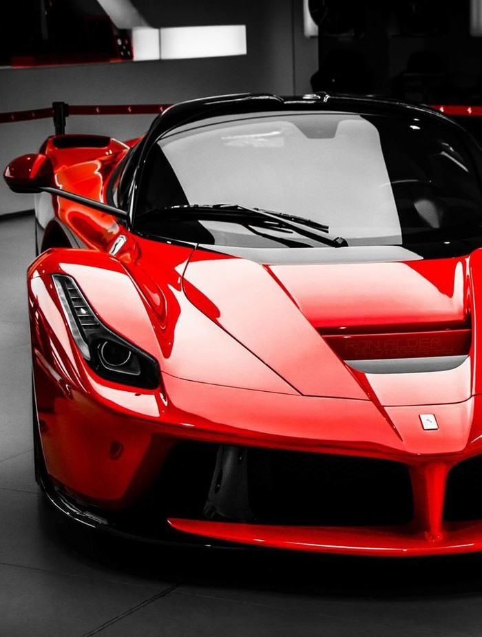 Ferrari LaFerrari.