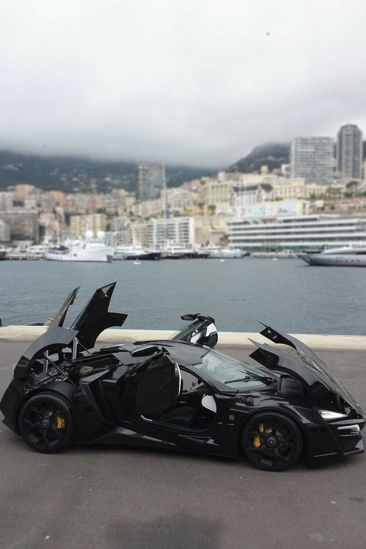 Lykan Hypersport.