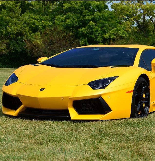 Lamborghini Aventador.