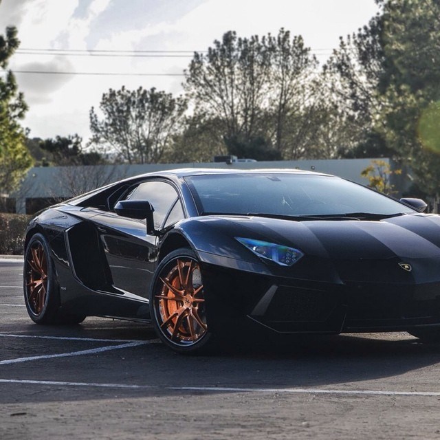 Lamborghini Aventador.
