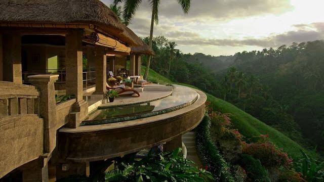 Hotel Viceroy in Bali.