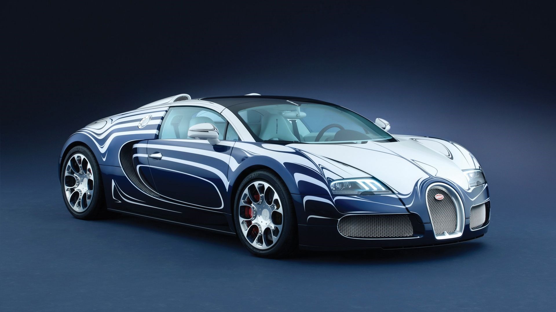 Awesome paint job on this Bugatti Veyron.