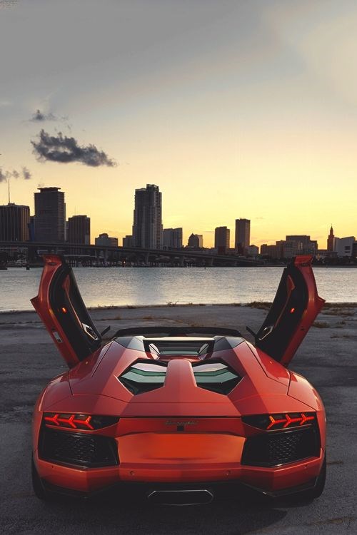 Lamborghini Aventador.