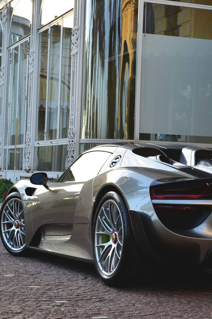 Porsche 918 Spyder.