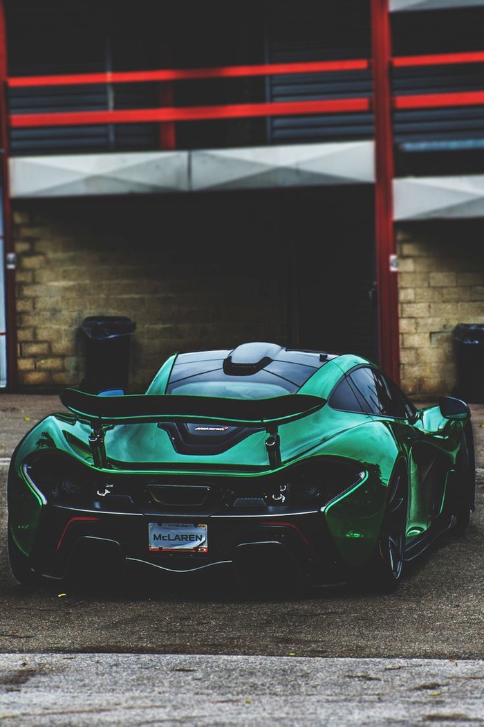 McLaren P1.