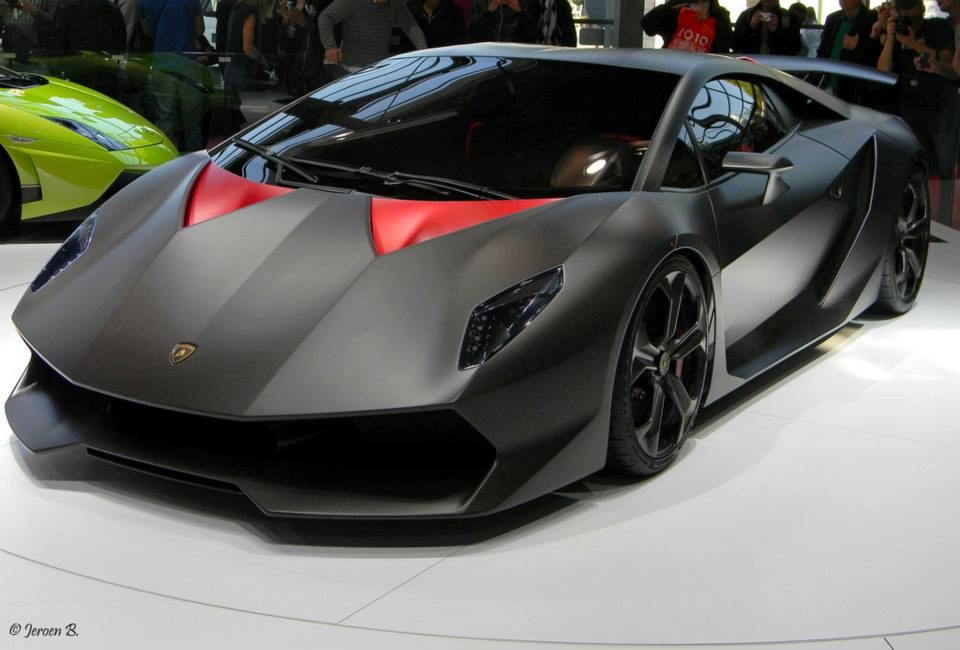 Lamborghini Sesto Elemento