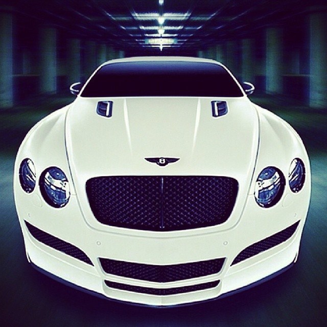 Beautiful white Bentley.