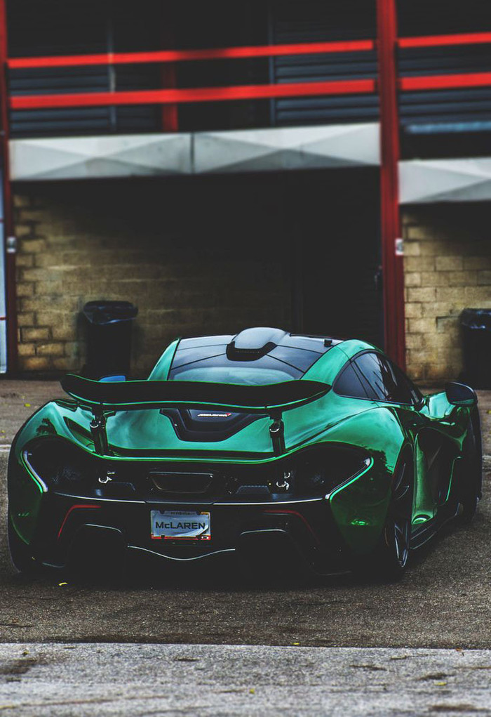 Awesome green McLaren.