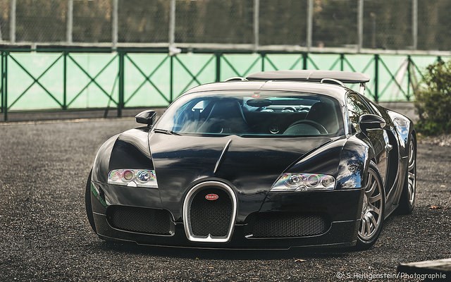 Bugatti Veyron 16.4.