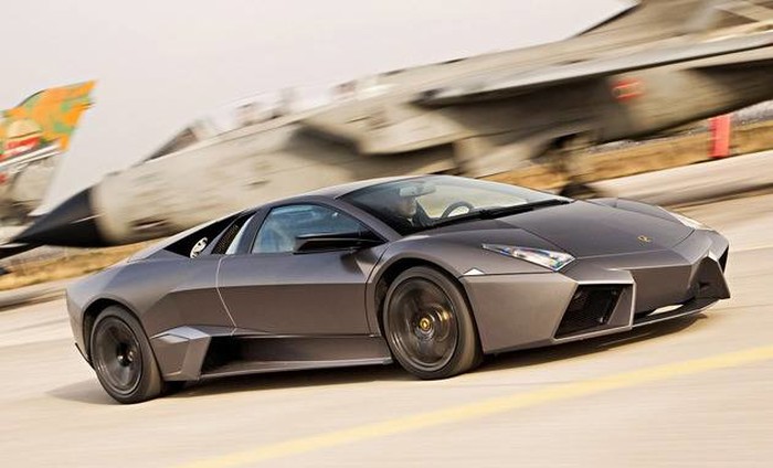 Lamborghini Reventon.