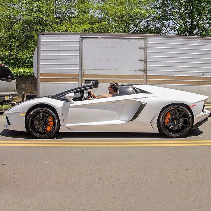 Lamborghini Aventador Roadster.