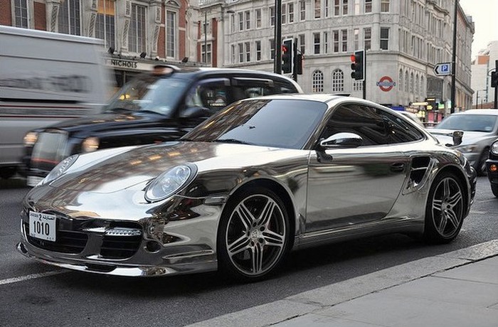 Amazing Chrome Porsche.